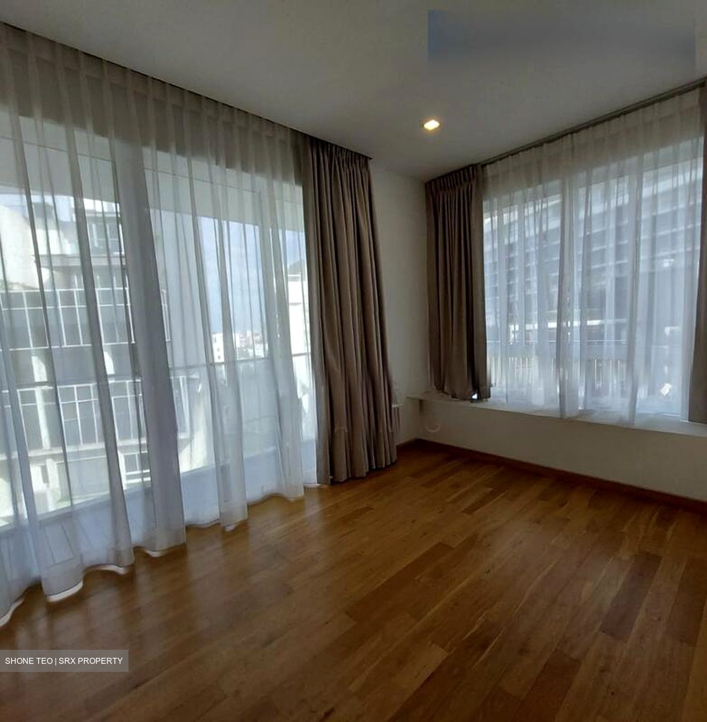 The Peak @ Cairnhill II (D9), Apartment #526904581